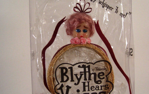 blythe hears voices prototype aiai chan blythe kenner vintage doll japan yatabazah
