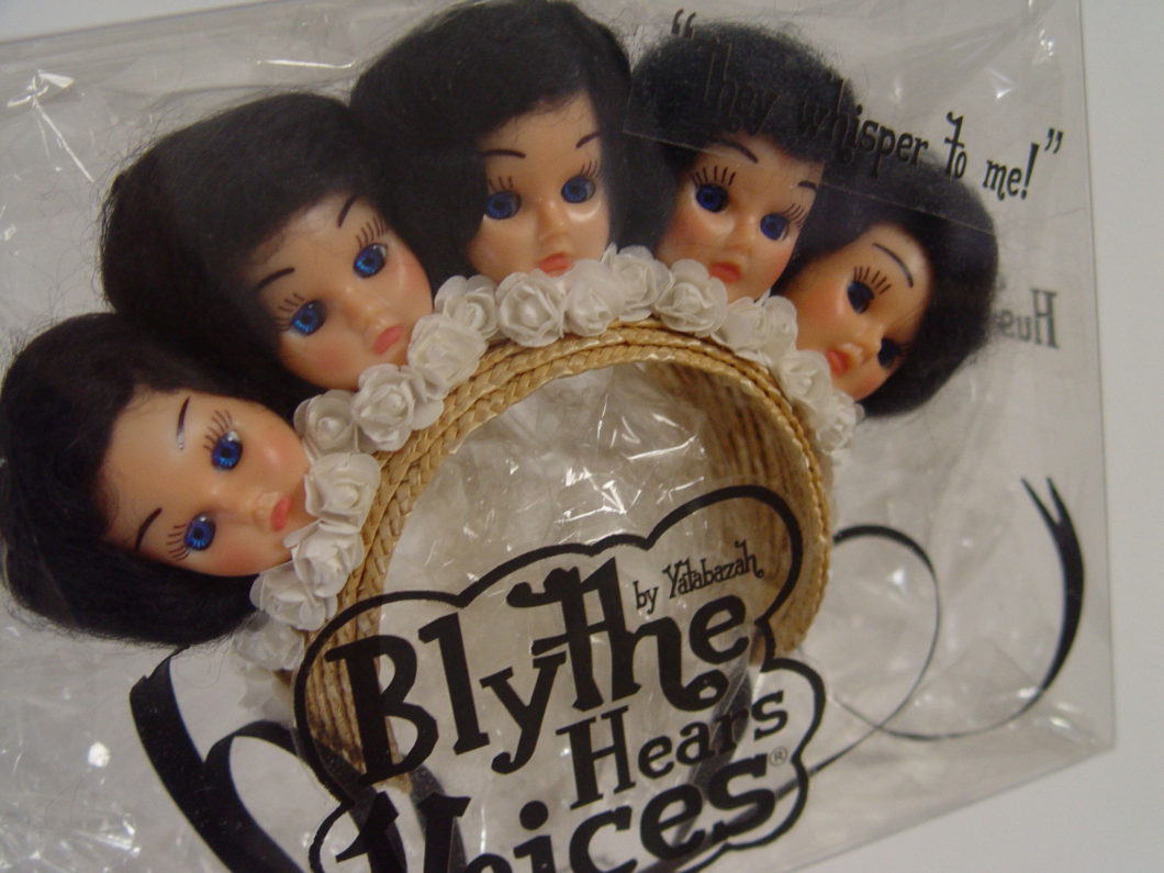 blythe hears voices prototype aiai chan blythe kenner vintage doll japan yatabazah